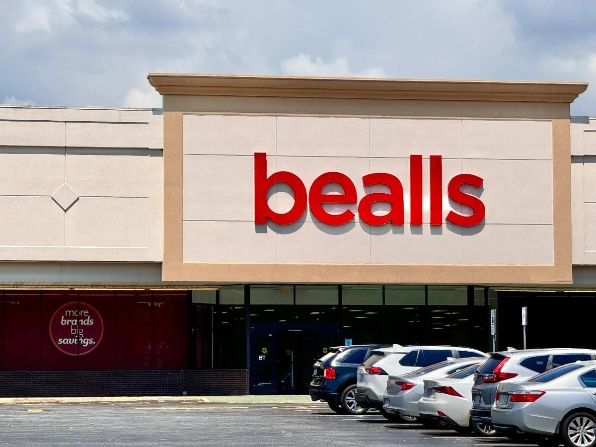 Image pour l'article Révolution dans le retail US : Bealls, géant de 110 ans, accepte Bitcoin et 99 autres cryptos dans ses 660 magasins