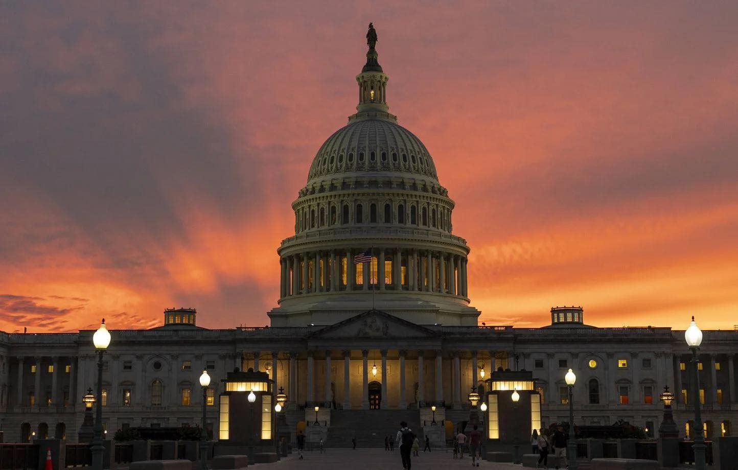 Image pour l'article Shutdown US : la SEC paralysée, Bitcoin vers 200 000 $